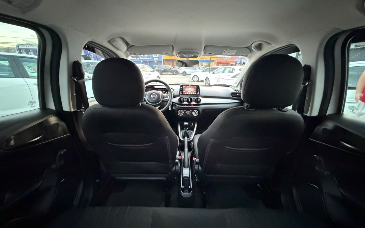 imagem-https://www.socarrao.com.br/sc-vehicle-images-prod/3888616/1789593124287-V2hhdHNBcHAgSW1hZ2UgMjAyNi0wOS0xNiBhdCAxOC4wOS41NyAoNSkuanBlZw.jpeg