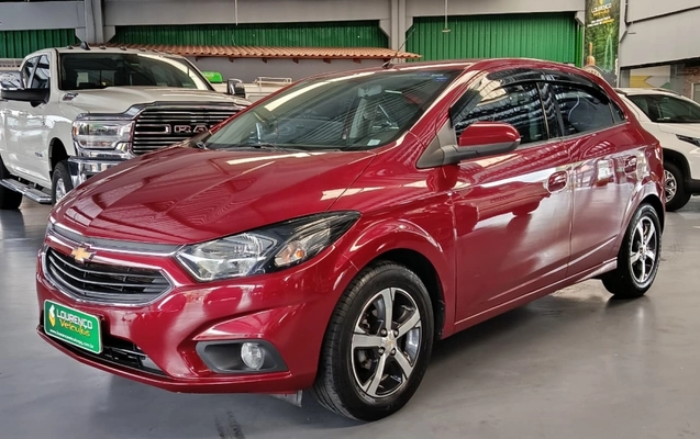 imagem-https://www.socarrao.com.br/sc-vehicle-images-prod/3888700/1789839563212-R0bifRCjHYTY7CHvXF1AyYjz7p2AQWbM.jpg