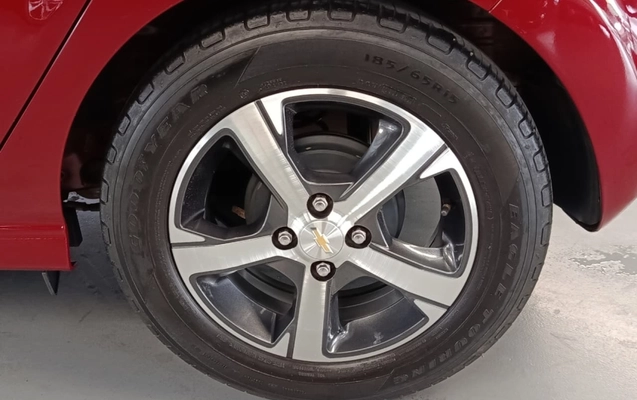 imagem-https://www.socarrao.com.br/sc-vehicle-images-prod/3888700/1789839563229-a4an8Q4GJDmaCIk7oOJNQpnFdEclLIbB.jpg
