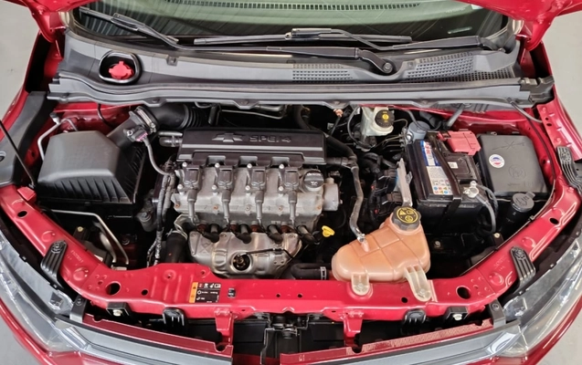 imagem-https://www.socarrao.com.br/sc-vehicle-images-prod/3888700/1789839563231-bRLyaeiIRgF1VpFurkqBhVxhlmGjYI9m.jpg