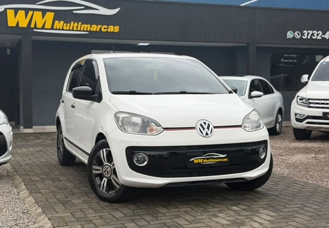 Volkswagen Up! 2015 Branco — foto 1 de 3