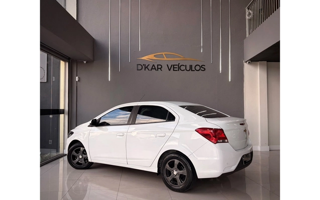 imagem-https://www.socarrao.com.br/sc-vehicle-images-prod/3888833/1789593515065-1_061610.jpg