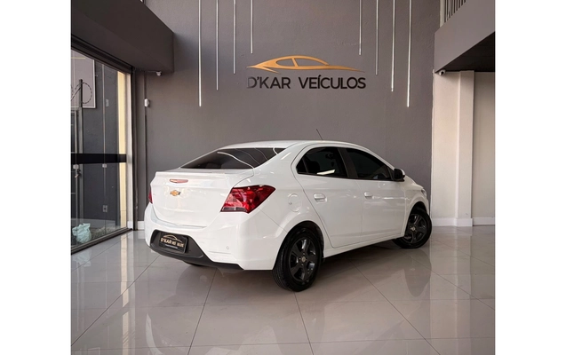 imagem-https://www.socarrao.com.br/sc-vehicle-images-prod/3888833/1789593515065-1_061612.jpg
