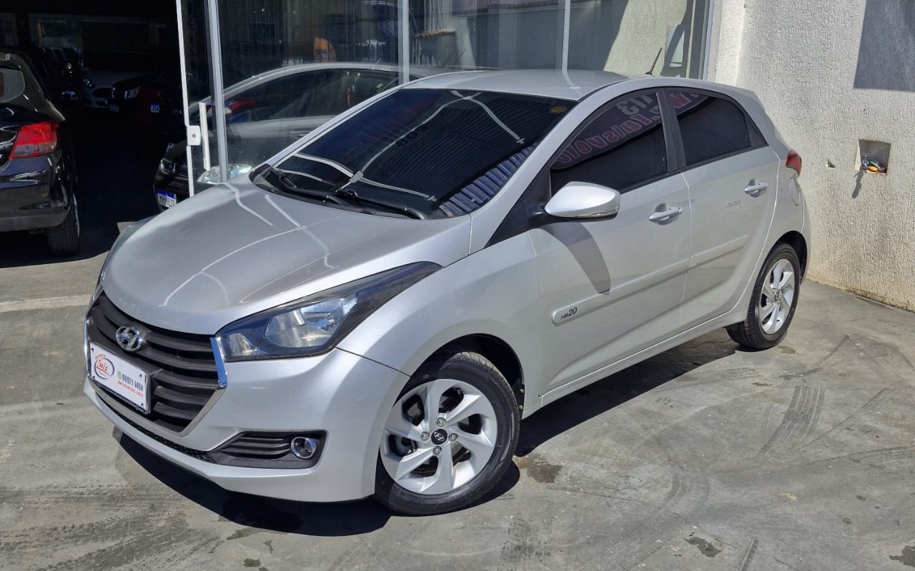 Hyundai HB20 2016 Prata — foto 1 de 3