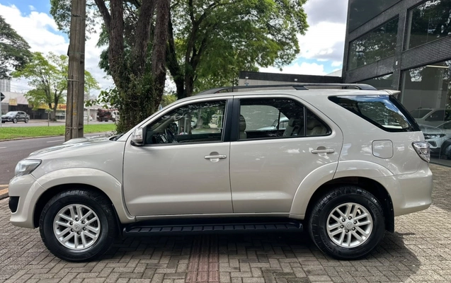 imagem-https://www.socarrao.com.br/sc-vehicle-images-prod/3888838/1789593620641-11_061932.jpg