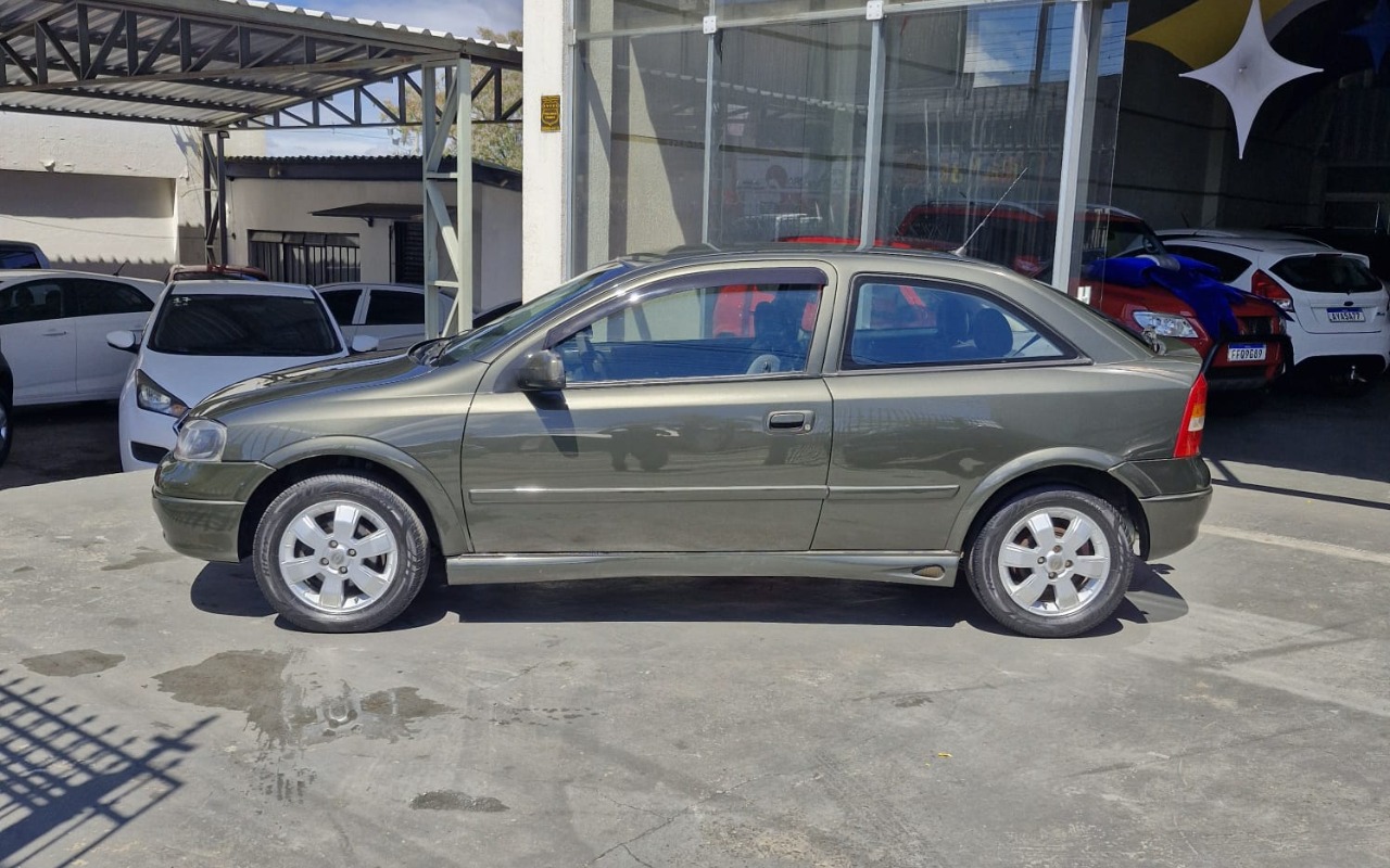 imagem-https://www.socarrao.com.br/sc-vehicle-images-prod/3888846/1789593818354-Ny5qcGVn.jpeg