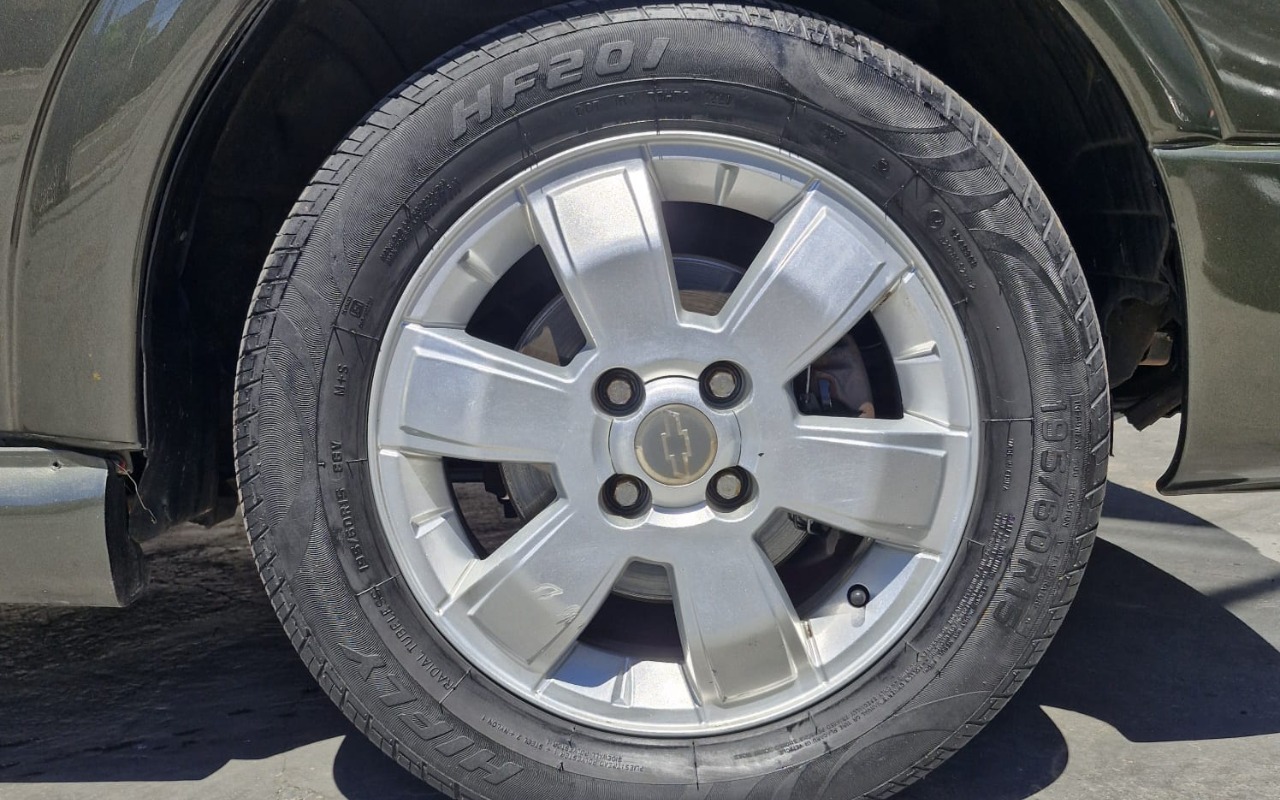 imagem-https://www.socarrao.com.br/sc-vehicle-images-prod/3888846/1789764361139-MTEuanBlZw.jpeg