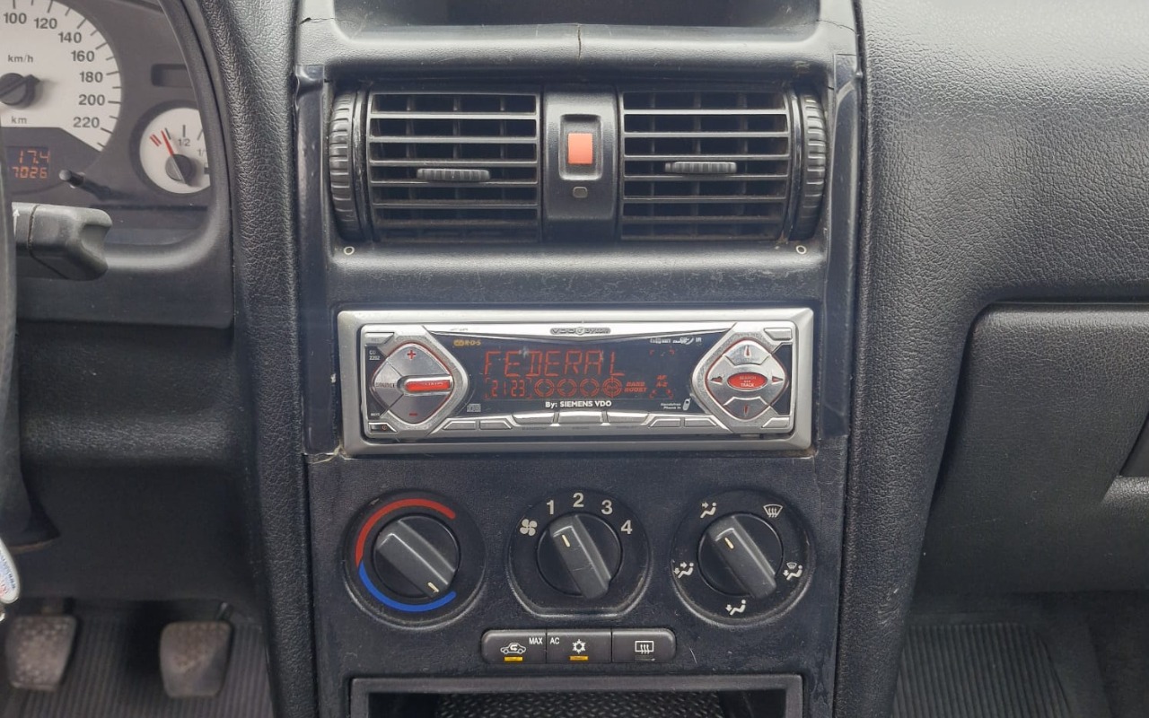 imagem-https://www.socarrao.com.br/sc-vehicle-images-prod/3888846/1789764362480-MjIuanBlZw.jpeg