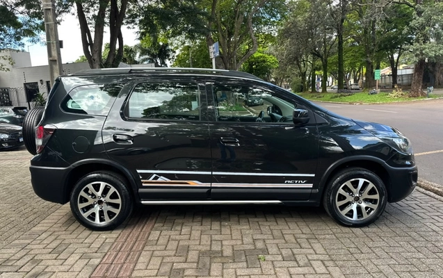 imagem-https://www.socarrao.com.br/sc-vehicle-images-prod/3888847/1789593850239-3_062351.jpg