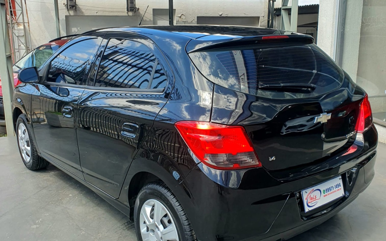 imagem-https://www.socarrao.com.br/sc-vehicle-images-prod/3888933/1789594111526-V2hhdHNBcHAgSW1hZ2UgMjAyNi0wOS0xNiBhdCAxNy4xNi4yNSAoMikuanBlZw.jpeg