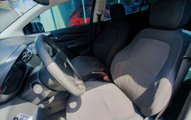 imagem-https://www.socarrao.com.br/sc-vehicle-images-prod/3888933/1789594113157-V2hhdHNBcHAgSW1hZ2UgMjAyNi0wOS0xNiBhdCAxNy4xNi4xNy5qcGVn.jpeg