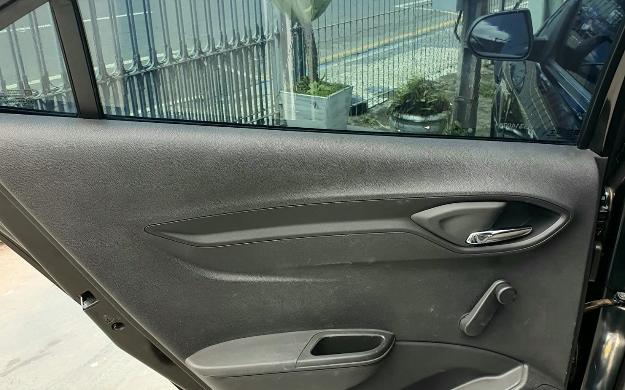 imagem-https://www.socarrao.com.br/sc-vehicle-images-prod/3888933/1789594113441-V2hhdHNBcHAgSW1hZ2UgMjAyNi0wOS0xNiBhdCAxNy4xNi4yNS5qcGVn.jpeg