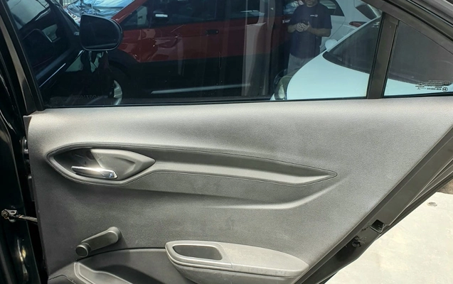 imagem-https://www.socarrao.com.br/sc-vehicle-images-prod/3888933/1789594113987-V2hhdHNBcHAgSW1hZ2UgMjAyNi0wOS0xNiBhdCAxNy4xNi4yNCAoMikuanBlZw.jpeg