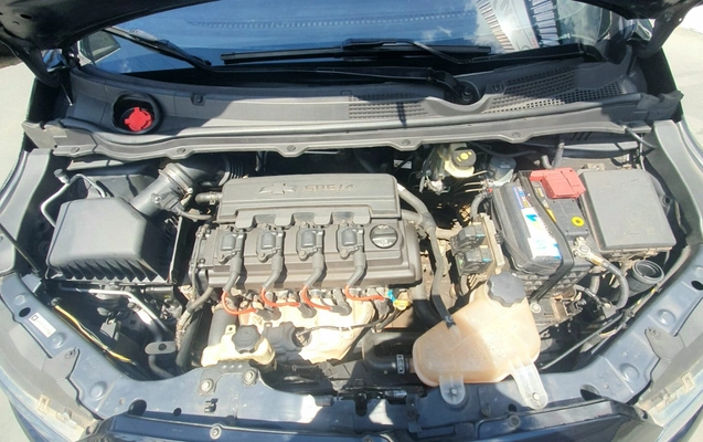 imagem-https://www.socarrao.com.br/sc-vehicle-images-prod/3888933/1789594114517-V2hhdHNBcHAgSW1hZ2UgMjAyNi0wOS0xNiBhdCAxNy4xNi4yOCAoMikuanBlZw.jpeg