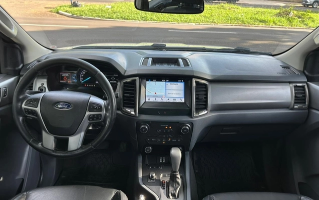 imagem-https://www.socarrao.com.br/sc-vehicle-images-prod/3888954/1789594123911-4_100619.jpg