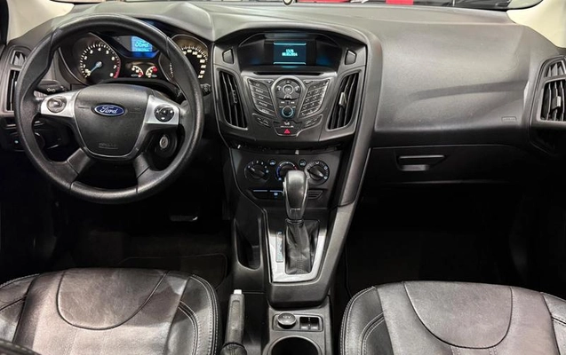 imagem-https://www.socarrao.com.br/sc-vehicle-images-prod/3889045/1789594301332-8284256_14_B_07b6faed04.jpeg