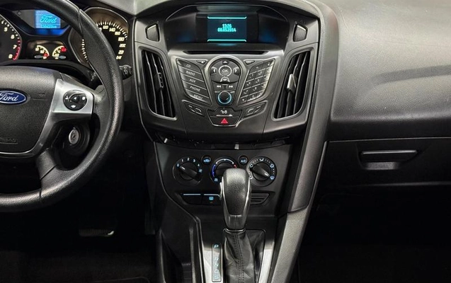 imagem-https://www.socarrao.com.br/sc-vehicle-images-prod/3889045/1789594301335-8284256_6_B_d45e08ce92.jpeg