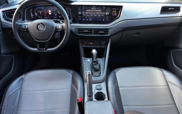 imagem-https://www.socarrao.com.br/sc-vehicle-images-prod/3889055/1789594377760-9ddff012-e298-f59b-8c33-3a23be4e9d31.jpg