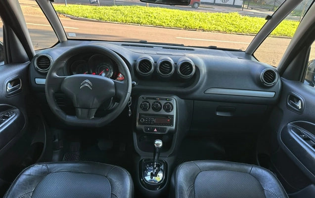 imagem-https://www.socarrao.com.br/sc-vehicle-images-prod/3889059/1789594419020-7_063253.jpg