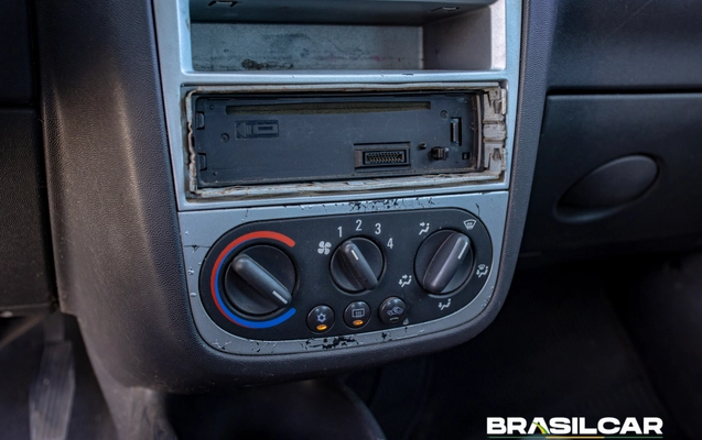 imagem-https://www.socarrao.com.br/sc-vehicle-images-prod/3889203/1789594709196-003_71c11a9d67a1fbc2899cd8eb8a65ce60.jpg