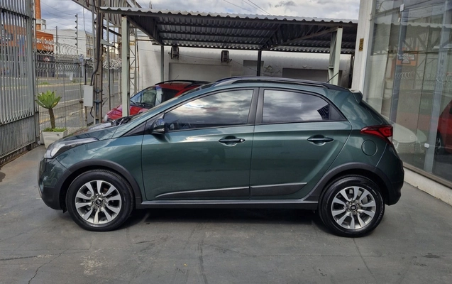 imagem-https://www.socarrao.com.br/sc-vehicle-images-prod/3889224/1789594899103-Ny5qcGVn.jpeg