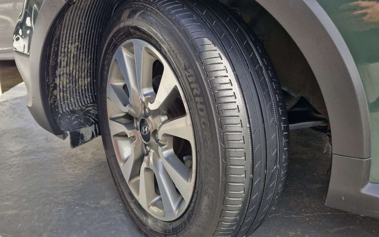 imagem-https://www.socarrao.com.br/sc-vehicle-images-prod/3889224/1789594900382-MjAuanBlZw.jpeg