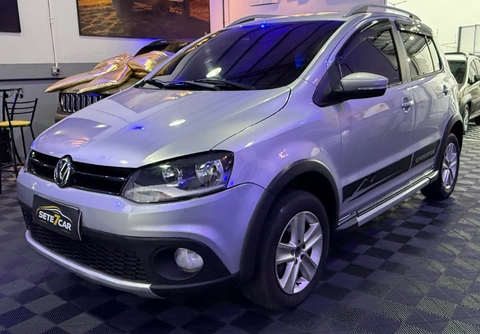 Volkswagen Crossfox 2011 Prata — foto 1 de 3