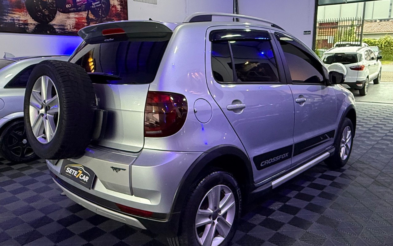 imagem-https://www.socarrao.com.br/sc-vehicle-images-prod/3890433/1789596905873-SU1HXzAyMzQuanBlZw.jpeg