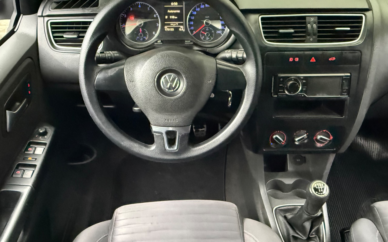 imagem-https://www.socarrao.com.br/sc-vehicle-images-prod/3890433/1789596906357-SU1HXzAyNDAuanBlZw.jpeg