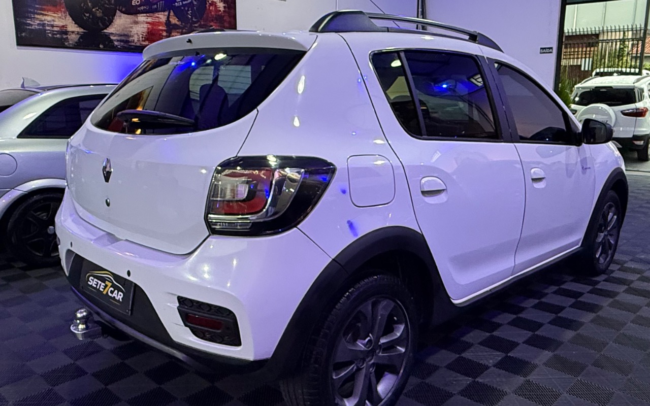 imagem-https://www.socarrao.com.br/sc-vehicle-images-prod/3890543/1789597214329-SU1HXzAyNTguanBlZw.jpeg