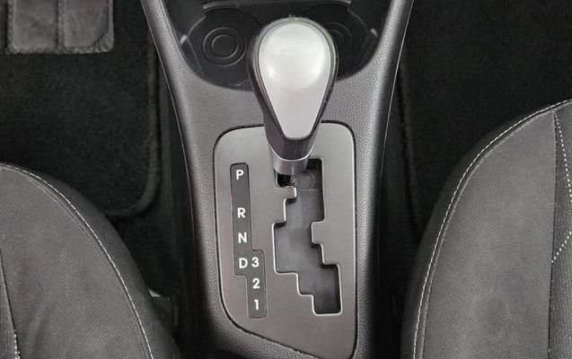 imagem-https://www.socarrao.com.br/sc-vehicle-images-prod/3890880/1789597905687-8478172_9_B_d721d11d00.jpeg