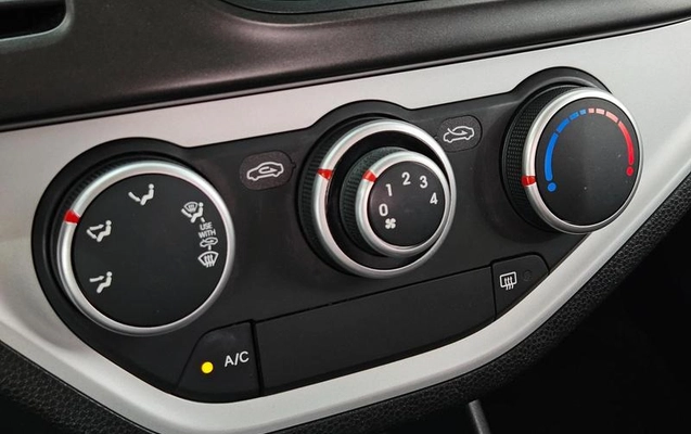 imagem-https://www.socarrao.com.br/sc-vehicle-images-prod/3890880/1789597905688-8478172_10_B_0819af56d3.jpeg
