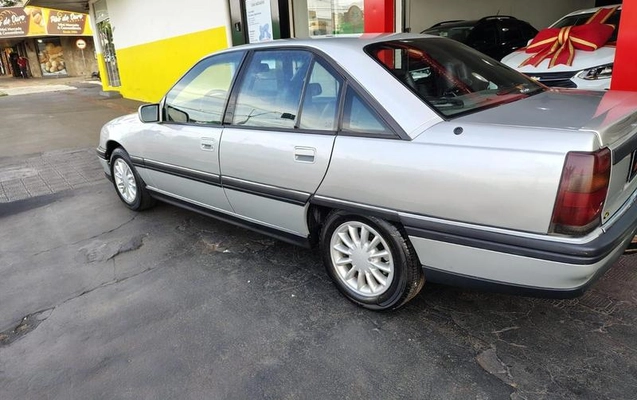 imagem-https://www.socarrao.com.br/sc-vehicle-images-prod/38910/1780317396583-7462530_7_B_83d1e62b4c.jpeg