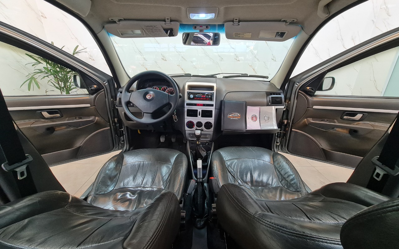 imagem-https://www.socarrao.com.br/sc-vehicle-images-prod/3891260/1789598903329-RVguanBn.jpg