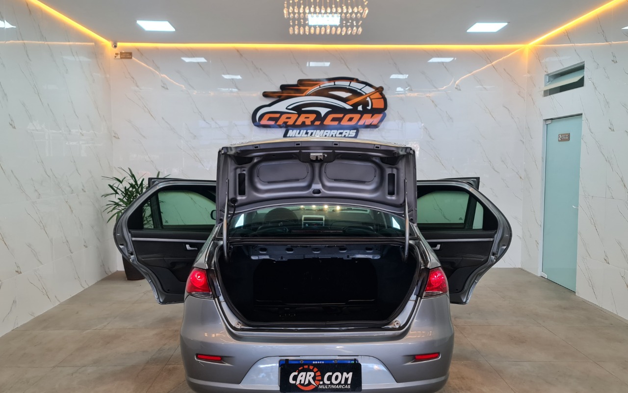 imagem-https://www.socarrao.com.br/sc-vehicle-images-prod/3891260/1789598903931-MTUgKDIpLmpwZw.jpg