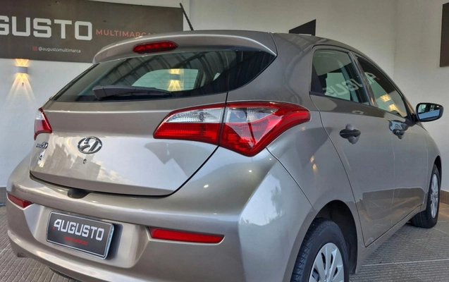 imagem-https://www.socarrao.com.br/sc-vehicle-images-prod/3891675/1789599832034-959c20be0b6d460ea81578d7312f29dc_1789599706333.jpg
