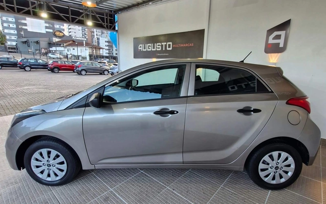 imagem-https://www.socarrao.com.br/sc-vehicle-images-prod/3891675/1789599832035-cd2e1b467c544f9a90ef2ffe72472fa0_1789599706338.jpg