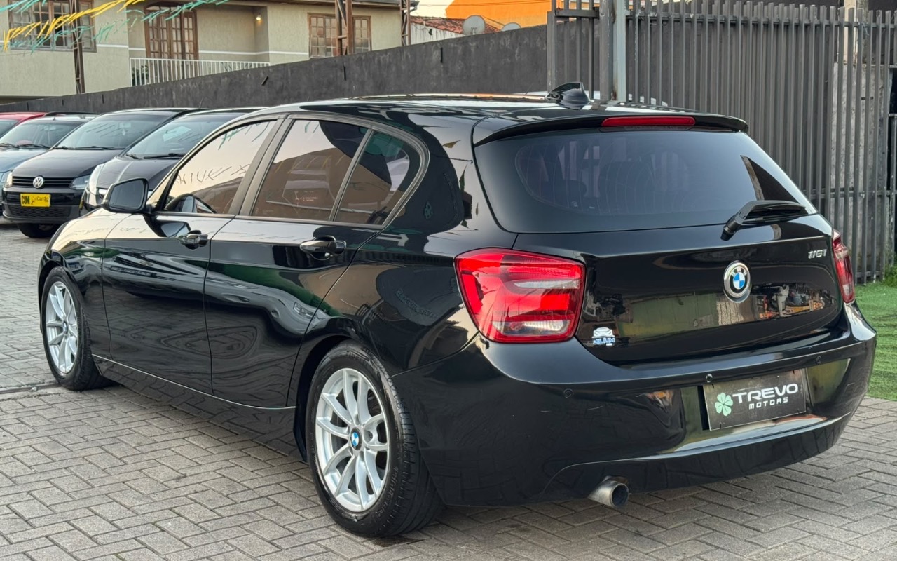 imagem-https://www.socarrao.com.br/sc-vehicle-images-prod/3891690/1789999831956-MzM1ZjAwMzMtYjQ0YS00YTFjLThlYjAtZDAzNmE2ZWNhNjg3LmpwZWc.jpeg