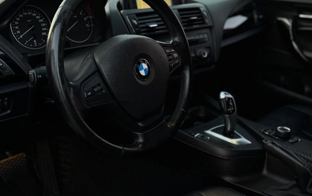 imagem-https://www.socarrao.com.br/sc-vehicle-images-prod/3891690/1789999832257-ODVhM2RmMGQtNGExNS00ZDQxLThiODQtZGUyZDE0NjViMWI5LmpwZWc.jpeg