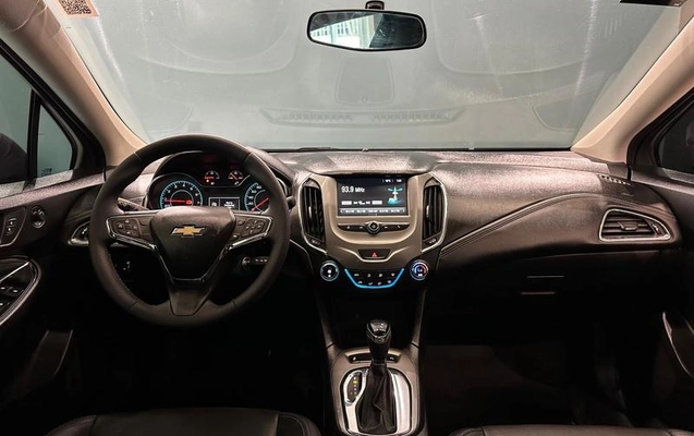 imagem-https://www.socarrao.com.br/sc-vehicle-images-prod/3891692/1789662516463-8477910_15_B_a0b4efad99.jpeg