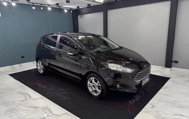 imagem-https://www.socarrao.com.br/sc-vehicle-images-prod/3892025/1790186444626-8408957_2_B_3f386cb73d.jpeg