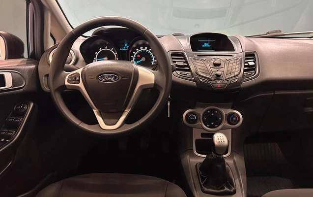 imagem-https://www.socarrao.com.br/sc-vehicle-images-prod/3892025/1790186444652-8408957_15_B_4d150b8ed3.jpeg