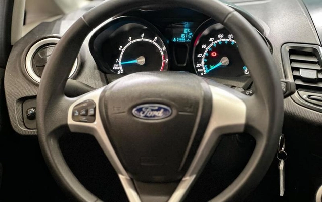 imagem-https://www.socarrao.com.br/sc-vehicle-images-prod/3892025/1790186444654-8408957_16_B_9a5b2974ac.jpeg