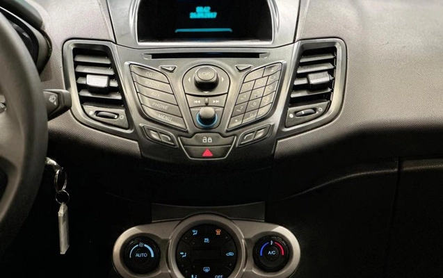 imagem-https://www.socarrao.com.br/sc-vehicle-images-prod/3892025/1790186444656-8408957_17_B_a3648bbabf.jpeg