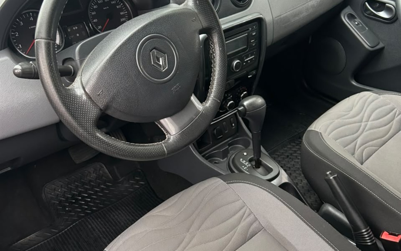 imagem-https://www.socarrao.com.br/sc-vehicle-images-prod/3892368/1789601838747-V2hhdHNBcHAgSW1hZ2UgMjAyNi0wOS0xNCBhdCAxNi4xNi40NC5qcGVn.jpeg