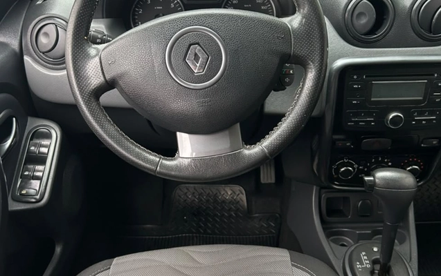 imagem-https://www.socarrao.com.br/sc-vehicle-images-prod/3892368/1789601838881-V2hhdHNBcHAgSW1hZ2UgMjAyNi0wOS0xNCBhdCAxNi4xNi40NS5qcGVn.jpeg