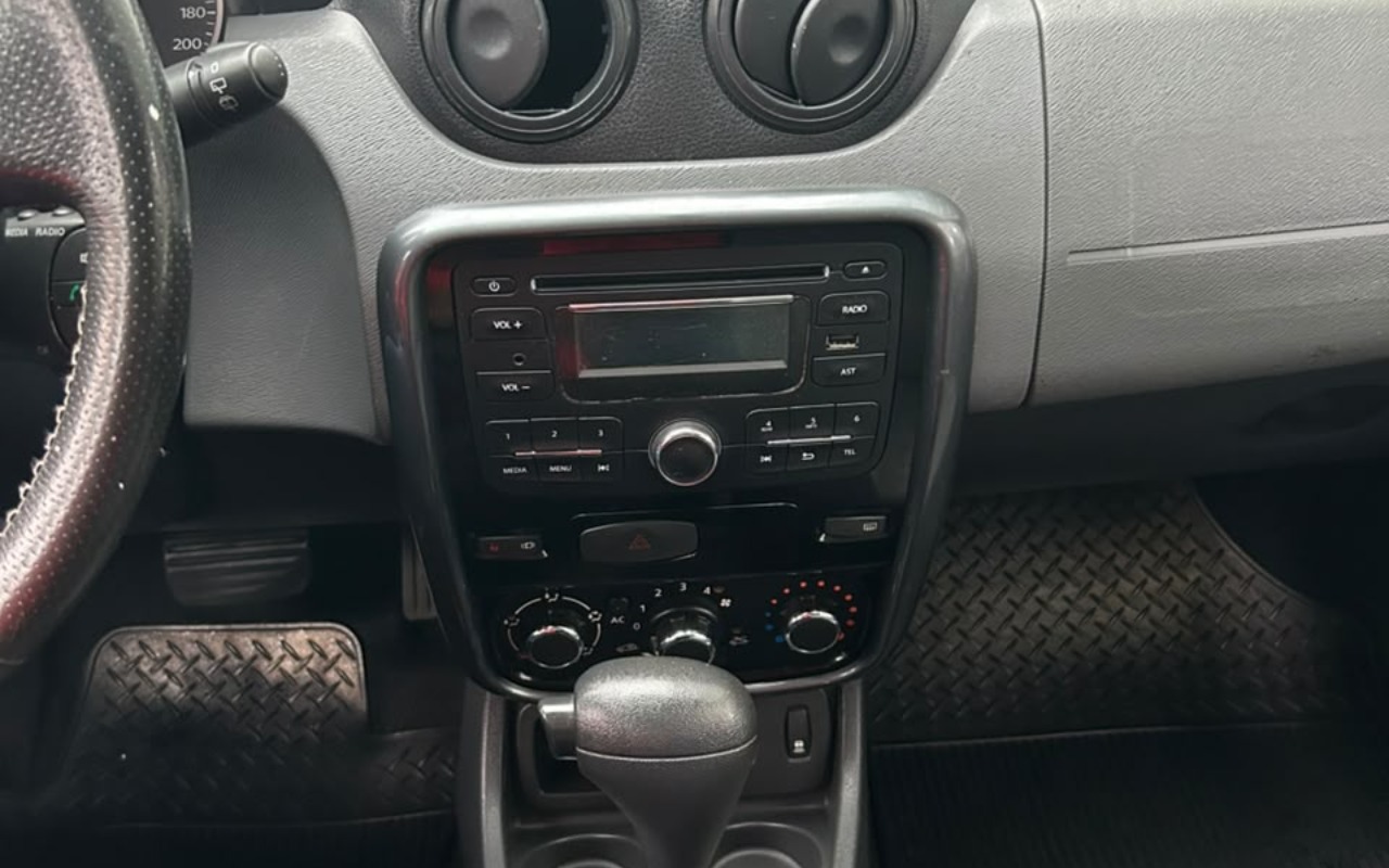 imagem-https://www.socarrao.com.br/sc-vehicle-images-prod/3892368/1789601838987-V2hhdHNBcHAgSW1hZ2UgMjAyNi0wOS0xNCBhdCAxNi4xNi40Ni5qcGVn.jpeg