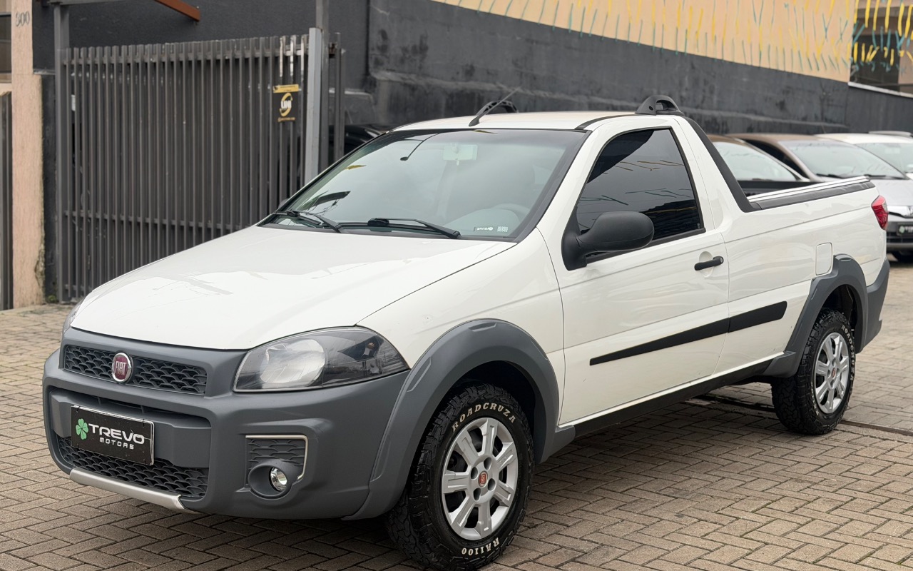 Fiat Strada 2015 Branco — foto 1 de 3