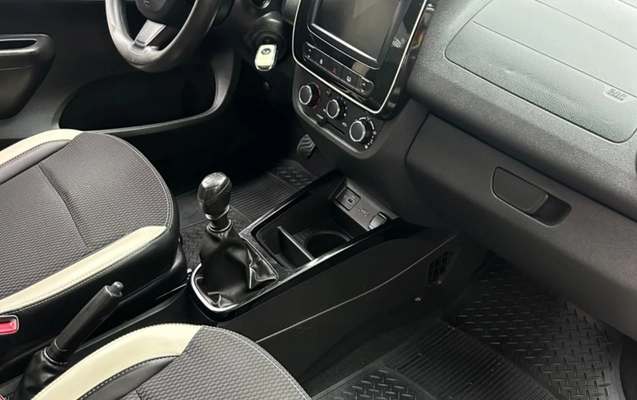imagem-https://www.socarrao.com.br/sc-vehicle-images-prod/3893096/1789604037186-V2hhdHNBcHAgSW1hZ2UgMjAyNi0wOS0xNCBhdCAxNS4zOS41OS5qcGVn.jpeg