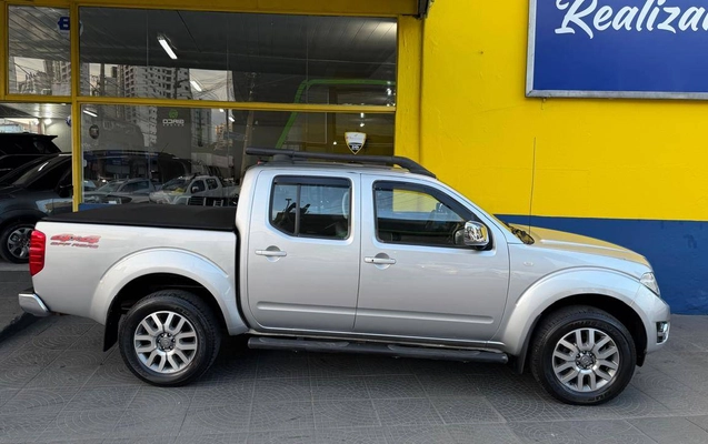 imagem-https://www.socarrao.com.br/sc-vehicle-images-prod/3893639/1789605051188-2e25272f63214fed9e3526f8cdd32381_1789604445949.jpg